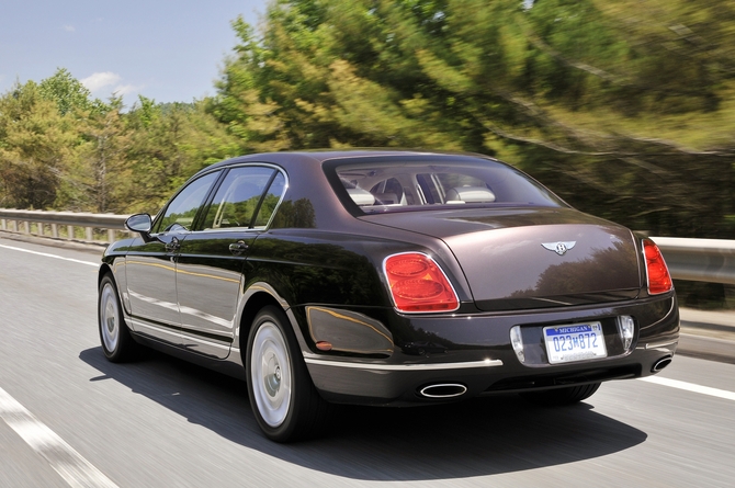 Bentley Continental Flying Spur Sedan Bentley Continental Flying Spur Sedan