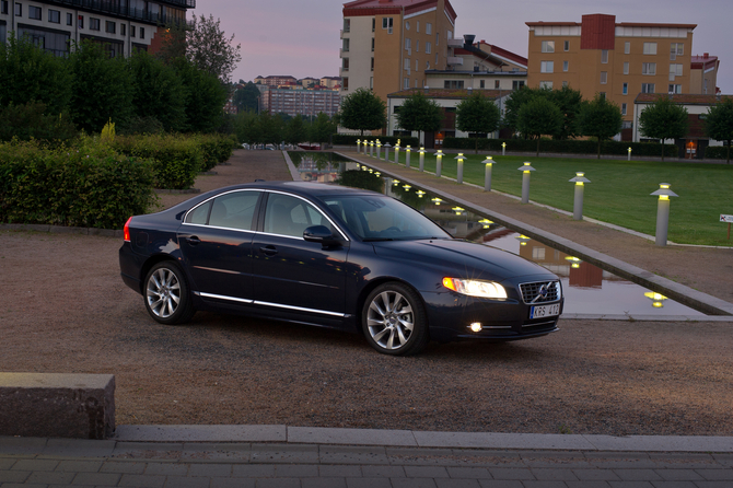 Volvo S80 D4 Summum Geartronic Volvo S80 D4 Summum Geartronic