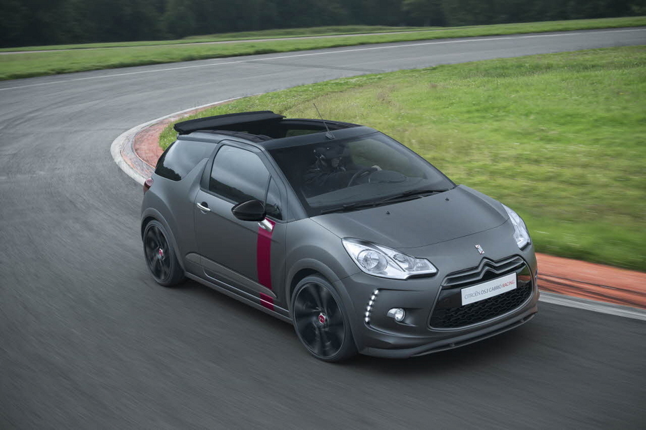 The DS3 Racing Cabrio is the same as the standard version with the exception of the top