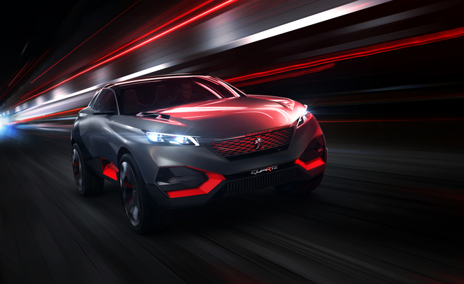 Le capot au bosselage évocateur abrite le moteur 1.6L THP 270 développé par PEUGEOT Sport. Le capot au bosselage évocateur abrite le moteur 1.6L THP 270 développé par PEUGEOT Sport.