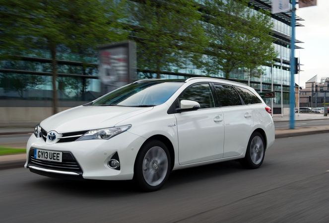 Toyota Auris Touring Sports Hybrid 1.8 E-CVT Excel Toyota Auris Touring Sports Hybrid 1.8 E-CVT Excel