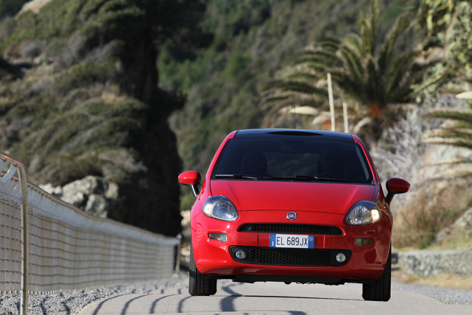 Fiat Punto 0.9 Twinair Start&Stop Twinair Fiat Punto 0.9 Twinair Start&Stop Twinair