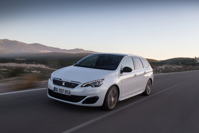 Peugeot 308 SW GT 2.0 BlueHDi Peugeot 308 SW GT 2.0 BlueHDi