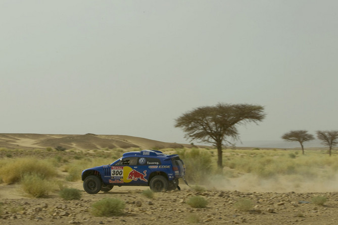 Carlos Sainz Working Closely with Volkswagen to Develop WRC Car Carlos Sainz Working Closely with Volkswagen to Develop WRC Car