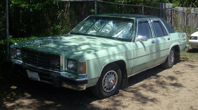 Ford LTD Sedan Ford LTD Sedan