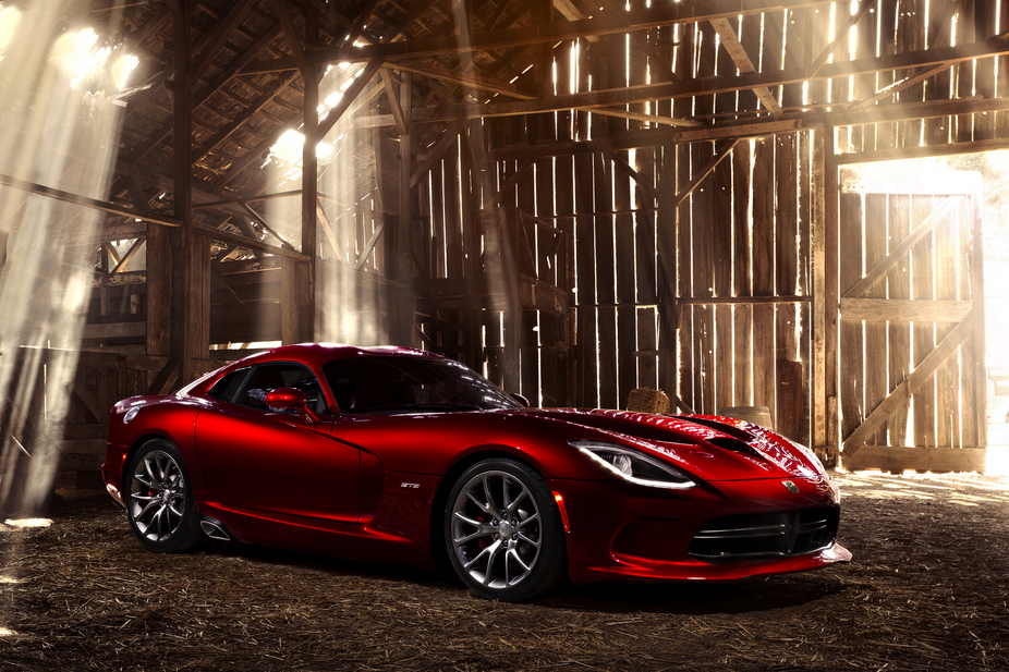 2013 Dodge Viper Rolls Out with Help from Ferrari on Interior with Videos