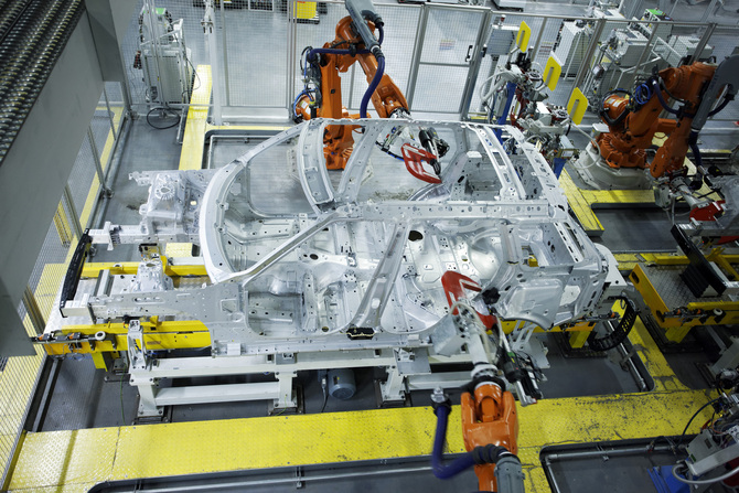 The new car will take the PLA platform from the Range Rover The new car will take the PLA platform from the Range Rover