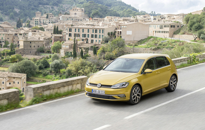 Volkswagen Polo 1.0 TSI Confortline DSG Volkswagen Polo 1.0 TSI Confortline DSG