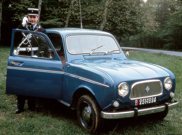 Also the public services, namely the Gendarmerie... Also the public services, namely the Gendarmerie...