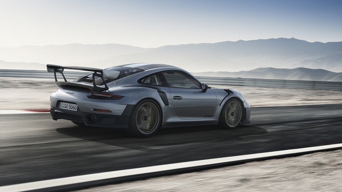 Porsche 911 GT2 RS Porsche 911 GT2 RS