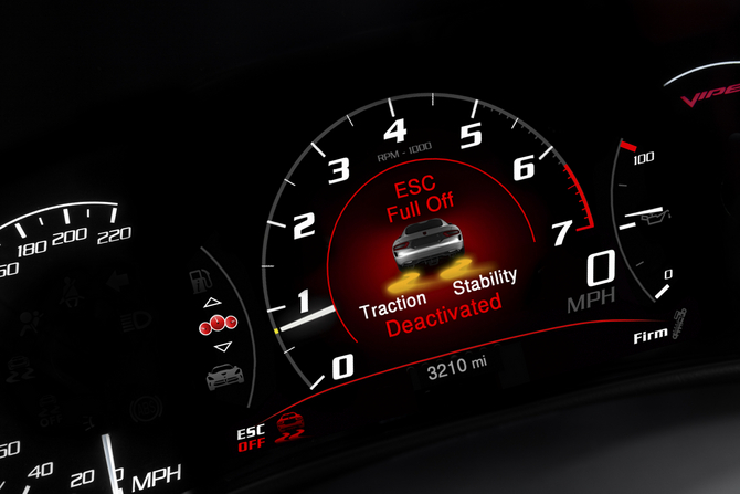2013 Dodge Viper Rolls Out with Help from Ferrari on Interior 2013 Dodge Viper Rolls Out with Help from Ferrari on Interior