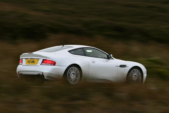 Aston Martin Vanquish S Aston Martin Vanquish S