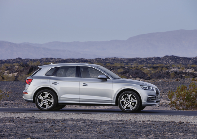 Audi Q5 2.0 TDI quattro Audi Q5 2.0 TDI quattro