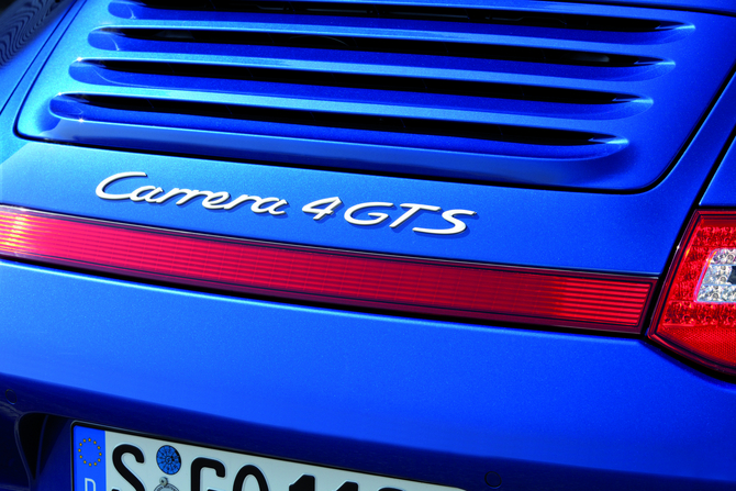 Porsche 911 Carrera 4 GTS Cabriolet Porsche 911 Carrera 4 GTS Cabriolet