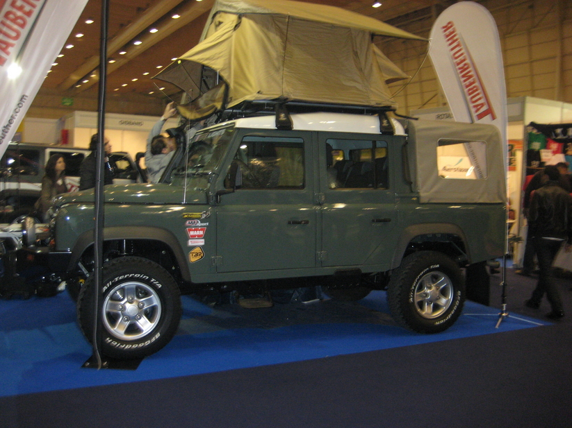 Land Rover Defender Soft Top 90 Td4 E Land Rover Defender Soft Top 90 Td4 E