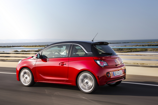 Opel Adam Glam 1.4 Easytronic Opel Adam Glam 1.4 Easytronic