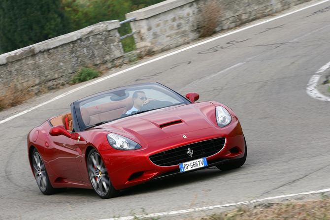O California vai receber um facelift no Salão de Genebra, com direito a um novo motor e design interior e exterior O California vai receber um facelift no Salão de Genebra, com direito a um novo motor e design interior e exterior