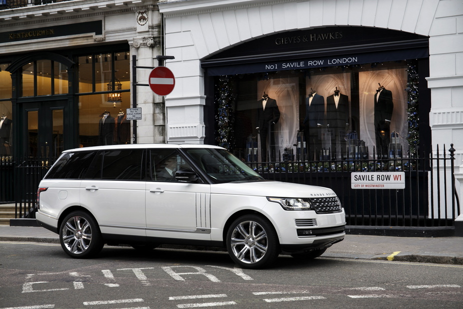 Land Rover Range Rover 3.0 SDV6 Hybrid Autobiography LWB