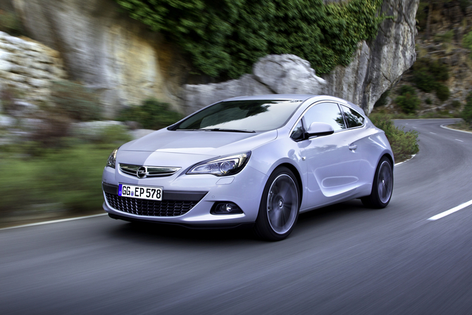 Opel Astra GTC 1.6 CDTI Opel Astra GTC 1.6 CDTI