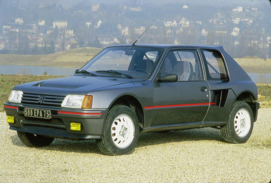 Peugeot 205 Turbo 16 basic info spec rating