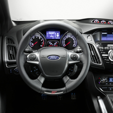 Ford Introduces New Focus ST 5-Door and ST Wagon with 247hp Ford Introduces New Focus ST 5-Door and ST Wagon with 247hp