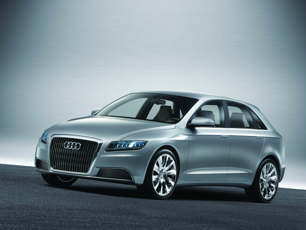 A Audi já apresentou um protótipo de um MPV compacto de luxo com o Roadjet em 2006 A Audi já apresentou um protótipo de um MPV compacto de luxo com o Roadjet em 2006