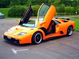 Lamborghini Diablo on Lamborghini Diablo Gt    3 Photos And 76 Specs    Autoviva Com