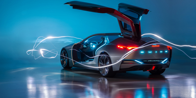 No entanto, o Riviera tem como objetivo demonstrar o futuro da linguagem de design da Buick No entanto, o Riviera tem como objetivo demonstrar o futuro da linguagem de design da Buick