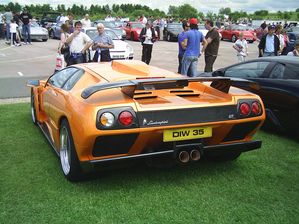 Lamborghini Diablo GT share tell a friend share on facebook