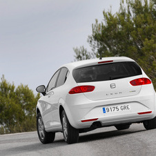 Seat Leon 1.6 TDI CR 105 hp Ecomotive Reference Start/Stop Seat Leon 1.6 TDI CR 105 hp Ecomotive Reference Start/Stop