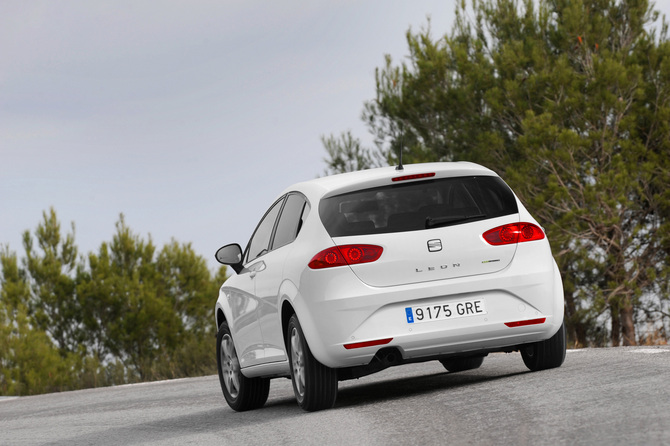 Seat Leon 1.6 TDI CR 105 hp Ecomotive Reference Start/Stop Seat Leon 1.6 TDI CR 105 hp Ecomotive Reference Start/Stop