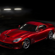 2013 Dodge Viper Rolls Out with Help from Ferrari on Interior 2013 Dodge Viper Rolls Out with Help from Ferrari on Interior