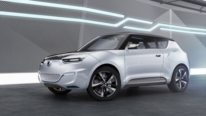 Ssangyong e-XIV Concept Is an Range Extended SUV with a Roof-Mounted Solar Panel Ssangyong e-XIV Concept Is an Range Extended SUV with a Roof-Mounted Solar Panel