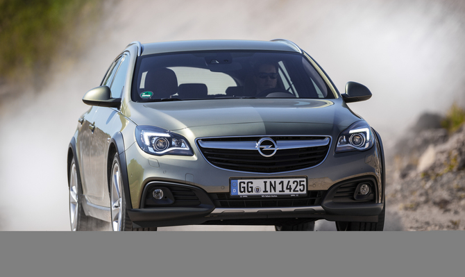 Opel Insignia Country Tourer 2.0 CDTI Opel Insignia Country Tourer 2.0 CDTI