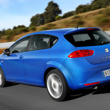 Seat Leon 1.6 TDI CR 105 hp Ecomotive Style Start/Stop Seat Leon 1.6 TDI CR 105 hp Ecomotive Style Start/Stop