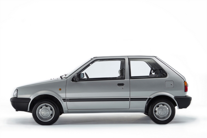 Nissan Micra 1.0 GSX Nissan Micra 1.0 GSX