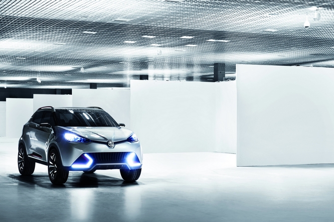 O carro mantém algumas características de design do MG3 e tem outras características específicas O carro mantém algumas características de design do MG3 e tem outras características específicas