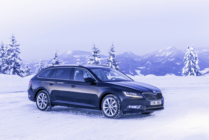 Skoda Superb Break 2.0 TDI Laurin & Klement DSG 4x4 Skoda Superb Break 2.0 TDI Laurin & Klement DSG 4x4