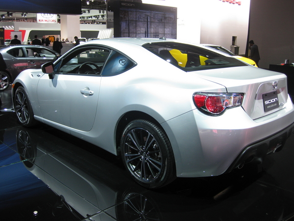 Scion FR-S AT Scion FR-S AT