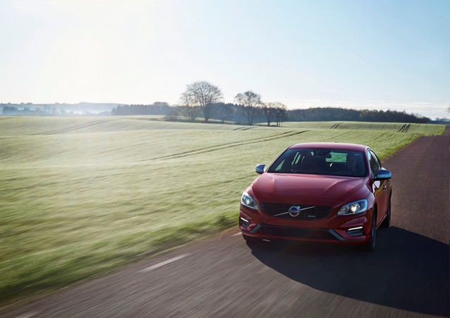 Volvo S60 D4 R Design Volvo S60 D4 R Design
