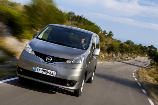 Nissan Evalia 5L 1.6G Pack Premium Nissan Evalia 5L 1.6G Pack Premium