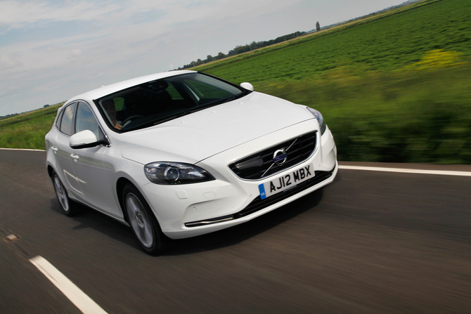 Volvo V40 T5 Kinetic Geartronic Volvo V40 T5 Kinetic Geartronic