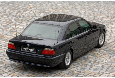 BMW 750iL BMW 750iL
