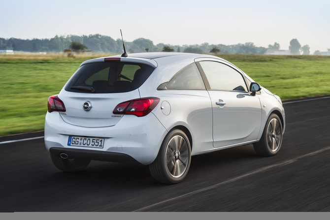 Opel Corsa 1.3 CDTI ecoFLEX Color Edition Opel Corsa 1.3 CDTI ecoFLEX Color Edition