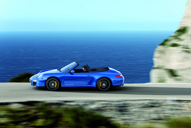 Porsche 911 Carrera 4 GTS Cabriolet PDK Porsche 911 Carrera 4 GTS Cabriolet PDK