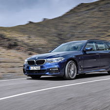 Two petrol and two diesel units will compose the engine lineup of the new BMW 5 Series Touring