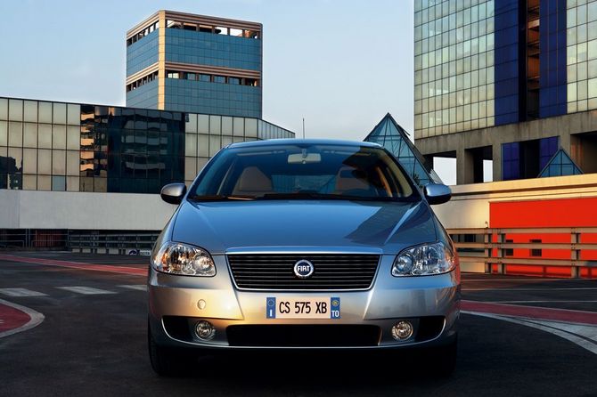 Fiat Croma 2.4 Multijet 20v Automatic Fiat Croma 2.4 Multijet 20v Automatic