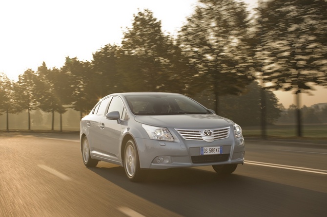 Toyota Avensis Sedan 2.0 D-4D 125 Toyota Avensis Sedan 2.0 D-4D 125