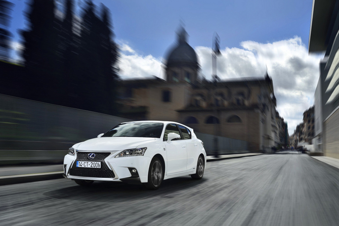 Lexus CT 200h Luxury Lexus CT 200h Luxury