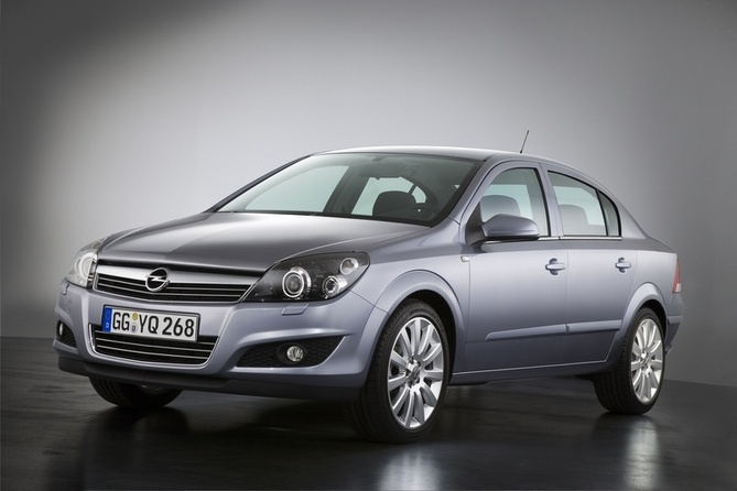 Opel Astra Sedan 1.6 Opel Astra Sedan 1.6